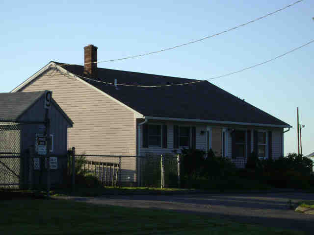 Building photograph for 384 MAIN ST N
